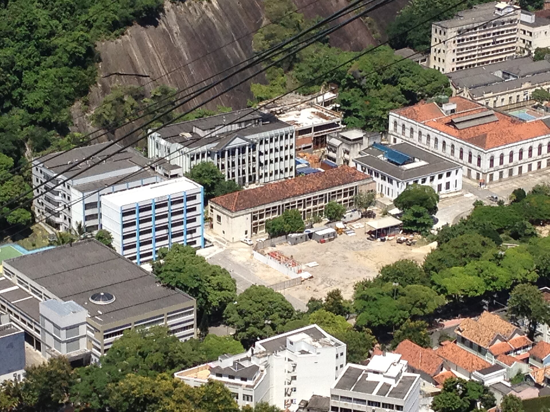Imagem institucional relacionada à UNIVERSIDADE