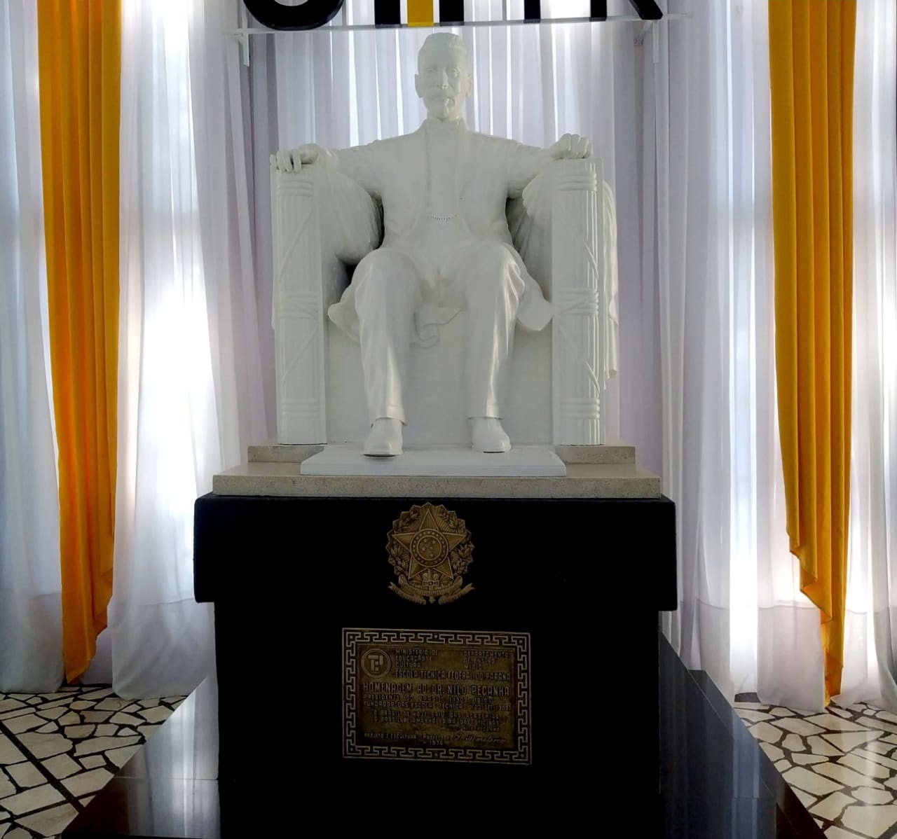 Imagem institucional relacionada à UNIVERSIDADE