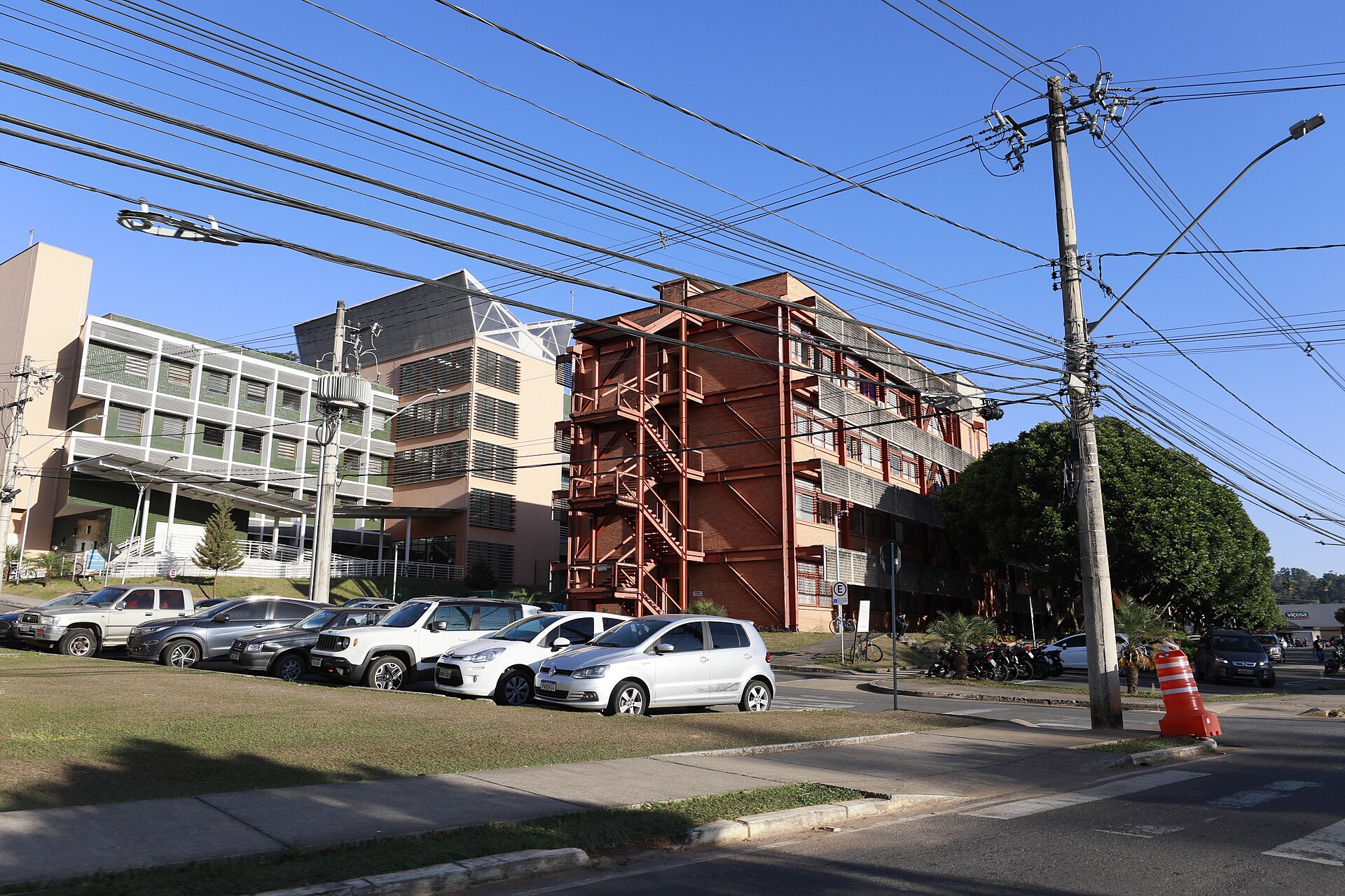 Imagem institucional relacionada à UFV