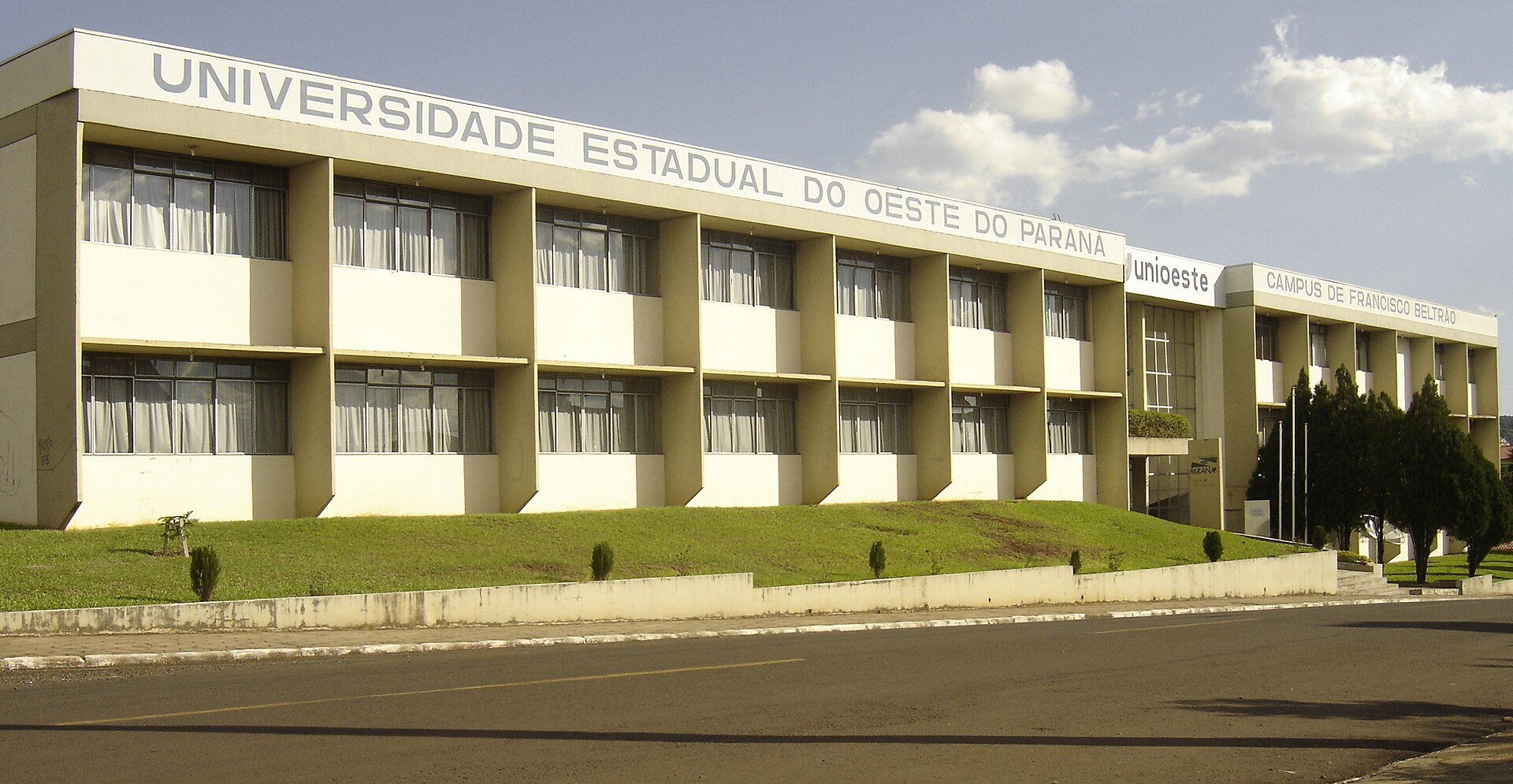 Imagem institucional relacionada à UNIVERSIDADE