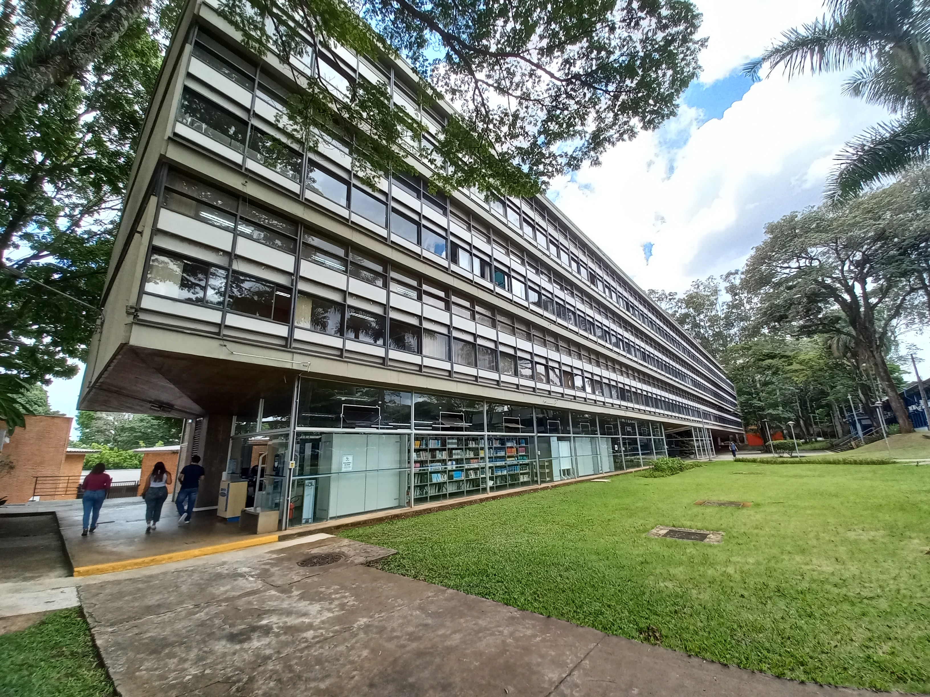 Imagem institucional relacionada à USP