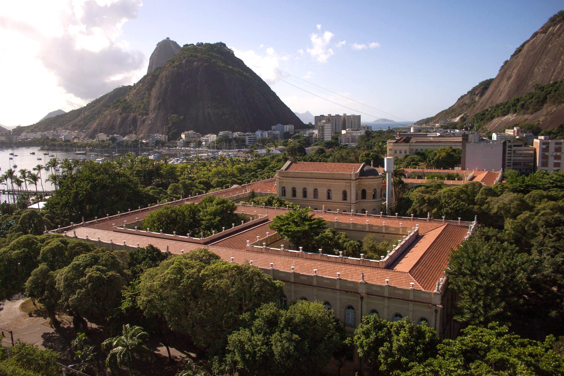 Prédio histórico da Universidade Federal do Rio de Janeiro